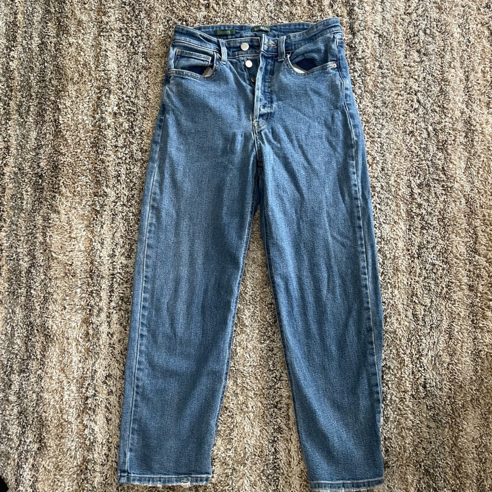 Women’s Wild Fable Size 2 Blue Jeans.
